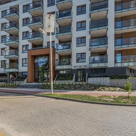 Elegancki Bel Mare Z Parkingiem By Rent Like Miedzyzdroje